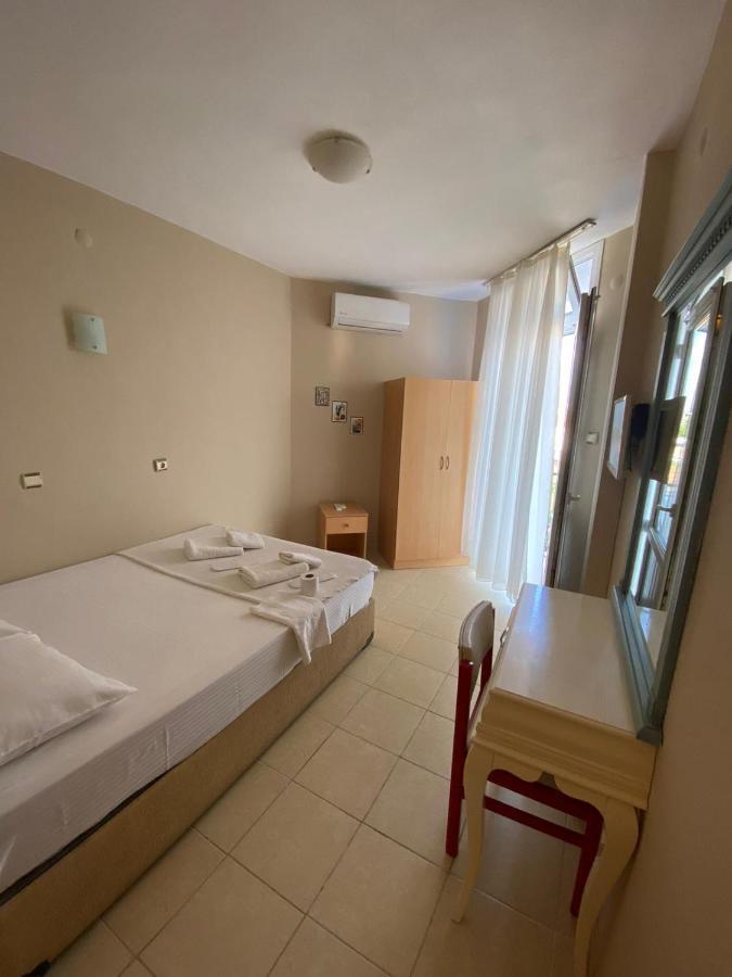 Nese Hotel Кешме Экстерьер фото