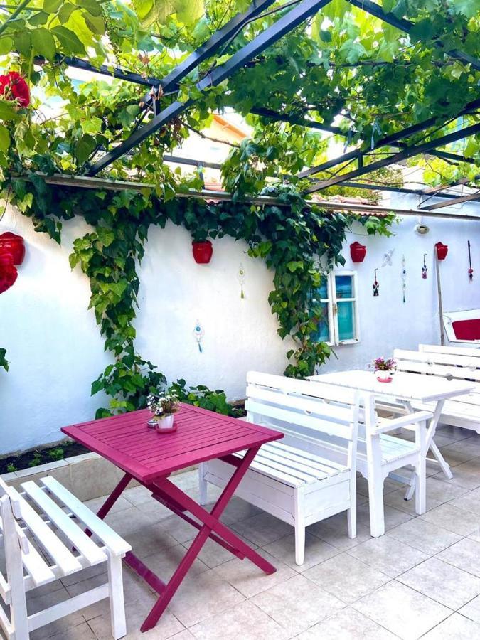 Nese Hotel Кешме Экстерьер фото